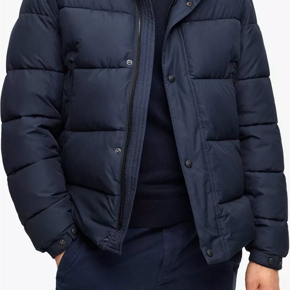 Hugo Boss winter jacket - Picture 6 of 7